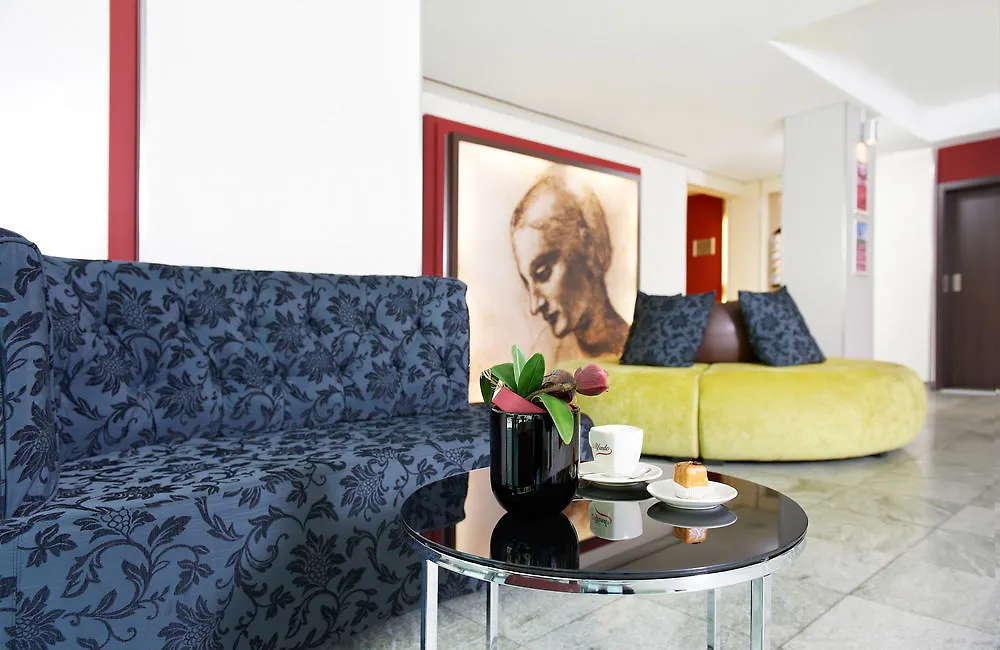 Leonardo Hotel & Residenz Muenchen